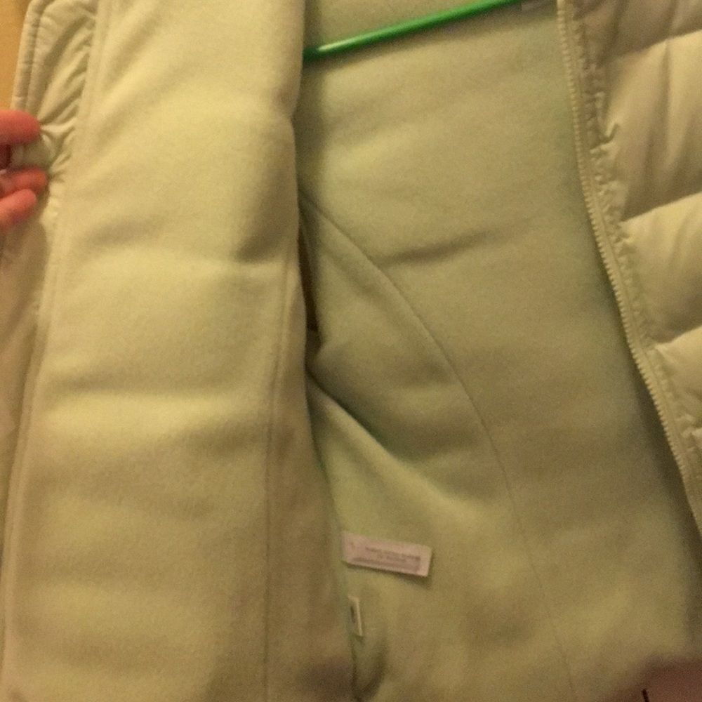 Ann Taylor Loft Puffer Vest size S - Picture 6 of 7